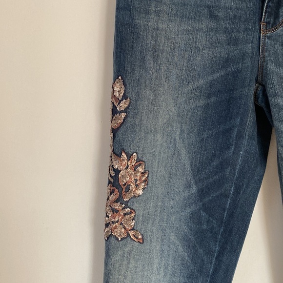 White House Black Market designed skinny jeans, size 4 - Picture 5 of 14